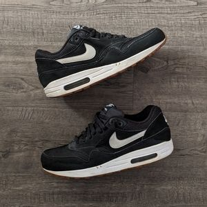 Air Max 1 Black Gum